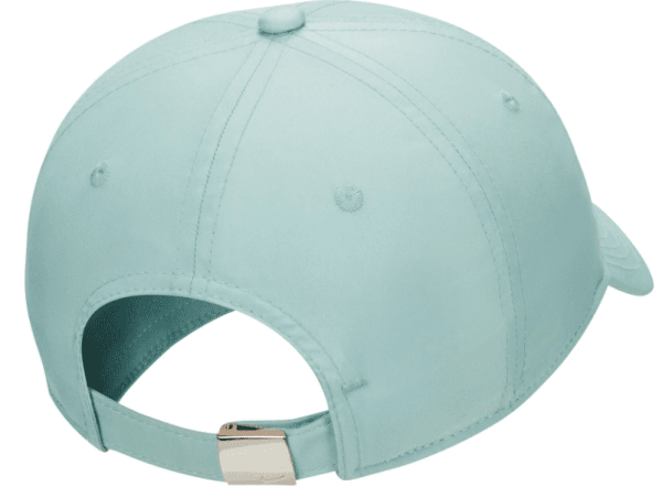 Nike dri-FIT Club Metallic Swoosh